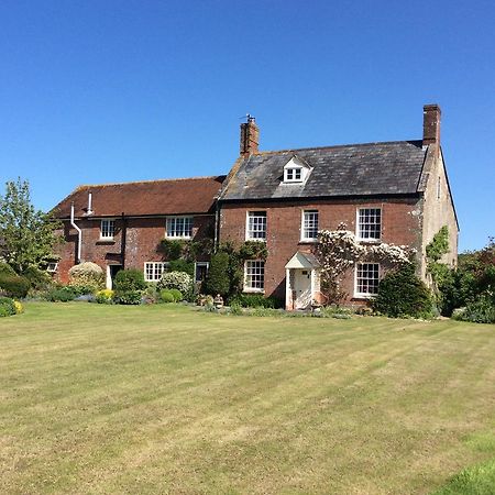 Moors Farmhouse Acomodação com café da manhã East Knoyle Exterior foto