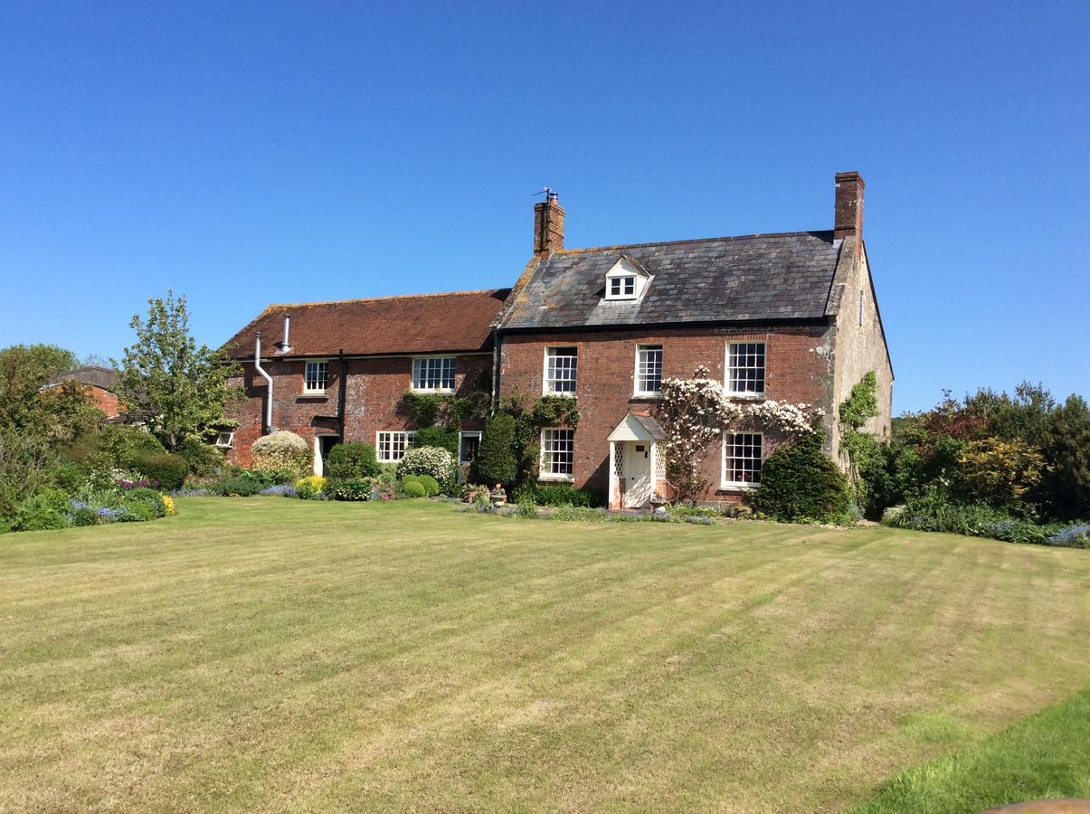 Moors Farmhouse Acomodação com café da manhã East Knoyle Exterior foto